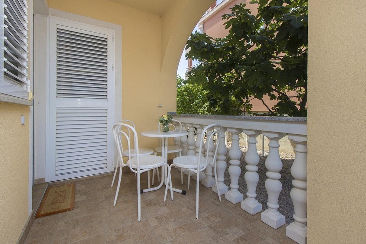 Apartments Dalibor Vodice Exterior foto