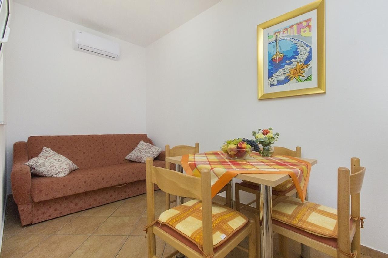 Apartments Dalibor Vodice Exterior foto