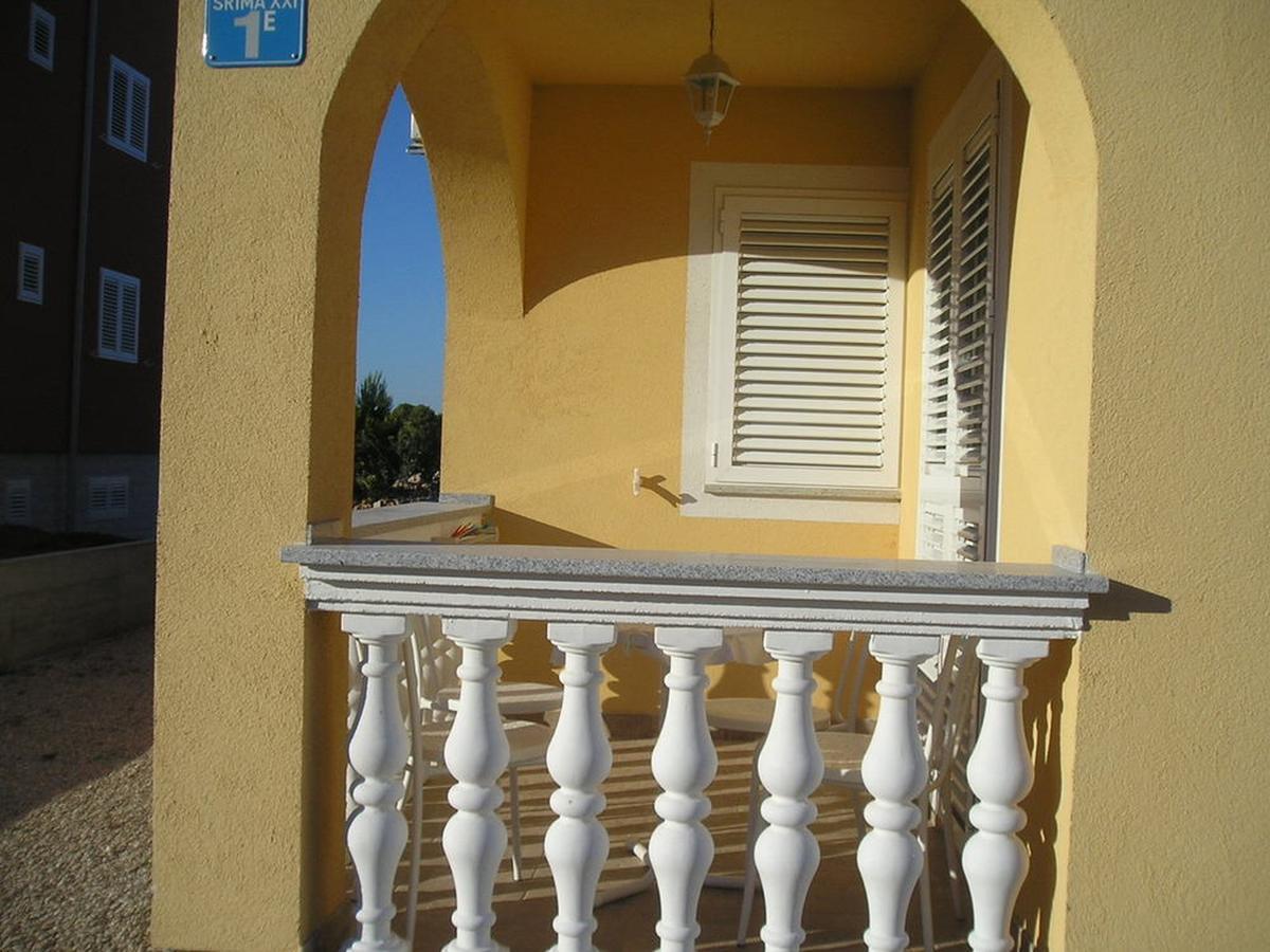 Apartments Dalibor Vodice Exterior foto